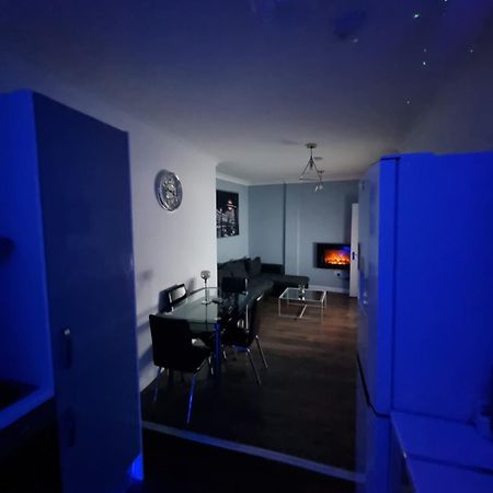 Beautiful Modern Apartment On Wick Lane Londyn Zewnętrze zdjęcie